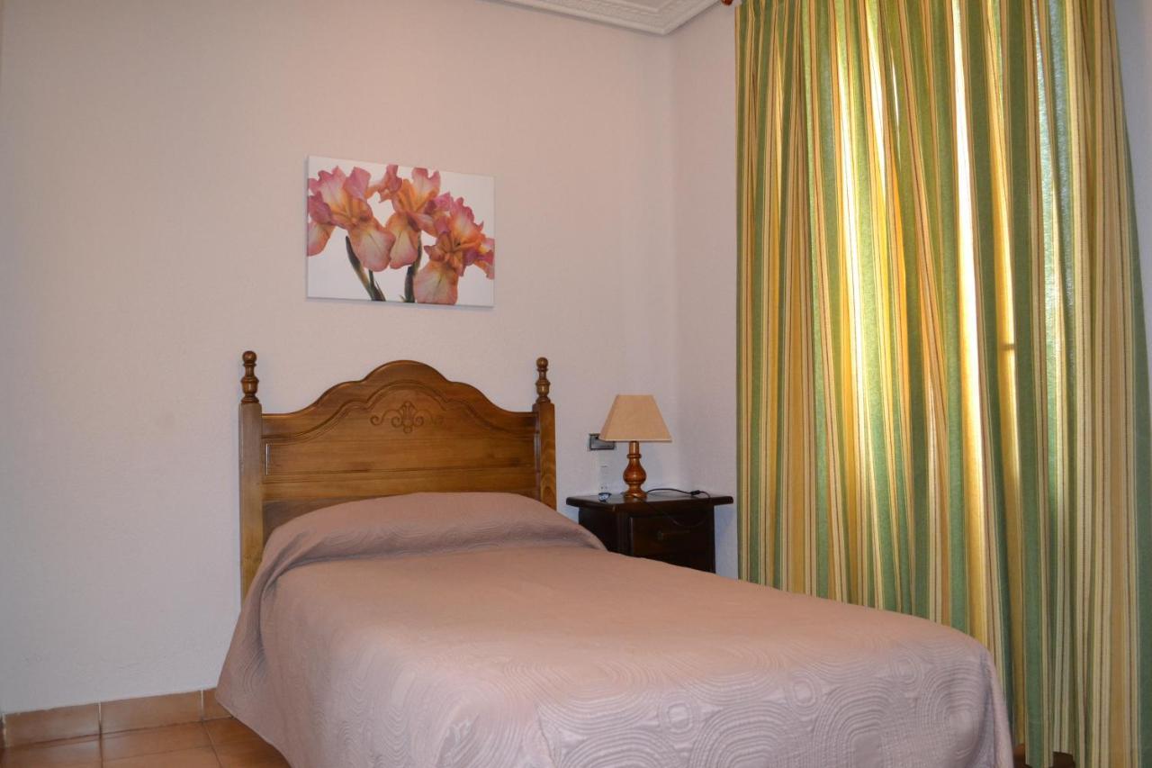 Hostal Aribel Longinos Cercedilla Luaran gambar