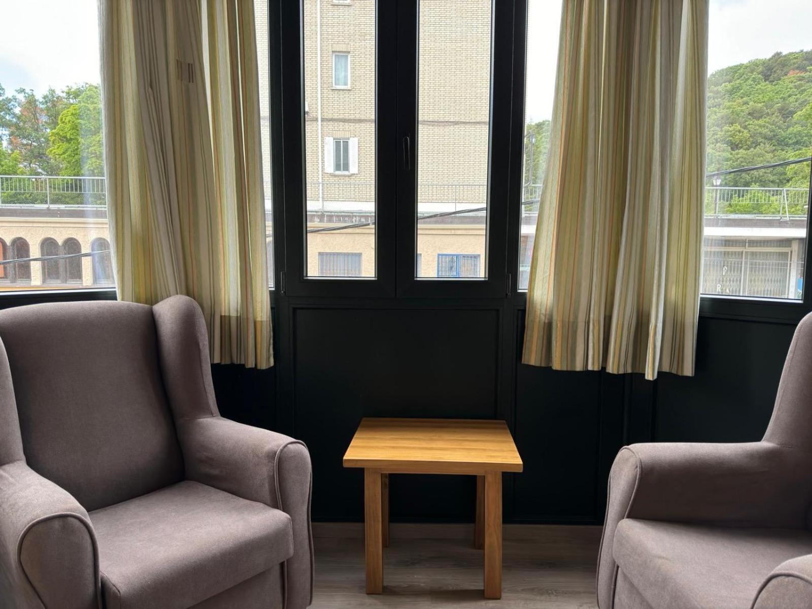 Hostal Aribel Longinos Cercedilla Luaran gambar